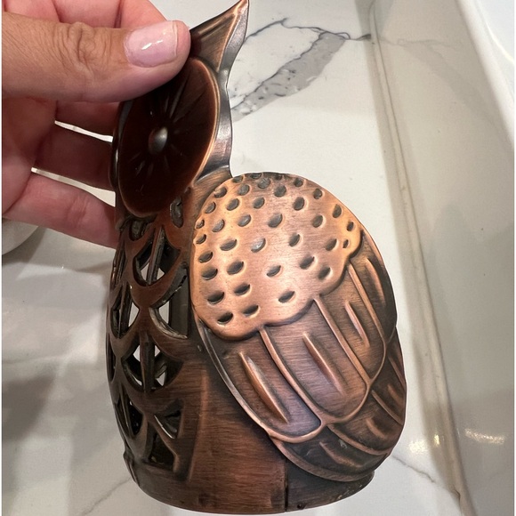 Bath & Body Works Soap Holder- Oil Rubbed Bronze Owl (Soap not included) Holder - Picture 3 of 9